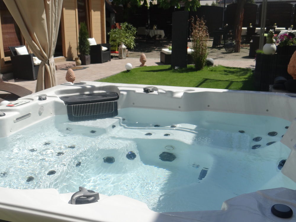 Hotel Schuetzenhof Spa Garden Bürstadt Екстериор снимка